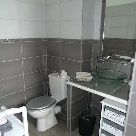 Chateau De Pile - فندق مبيت وإفطار *