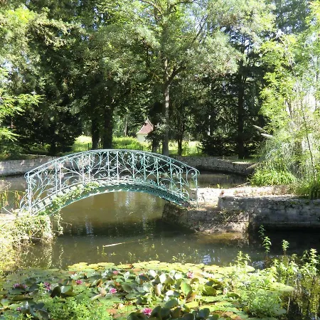 Chateau De Pile - فندق مبيت وإفطار إيميت