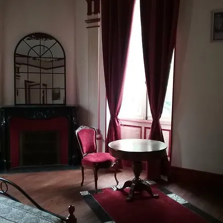 Chateau De Pile - إيميت