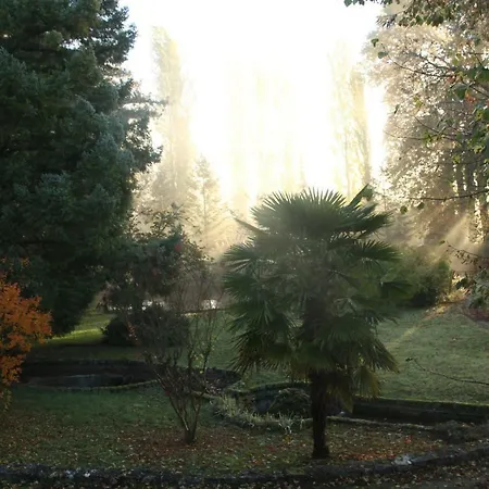 فندق مبيت وإفطار Chateau De Pile - إيميت