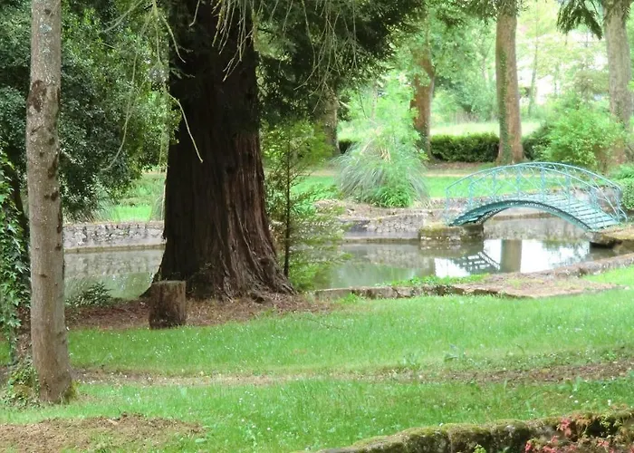 Bed & Breakfast Chateau De Pile - *