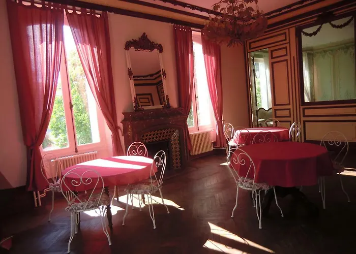 Chateau De Pile - Bed & Breakfast